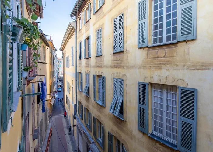 26 Vieux Apartment Nice